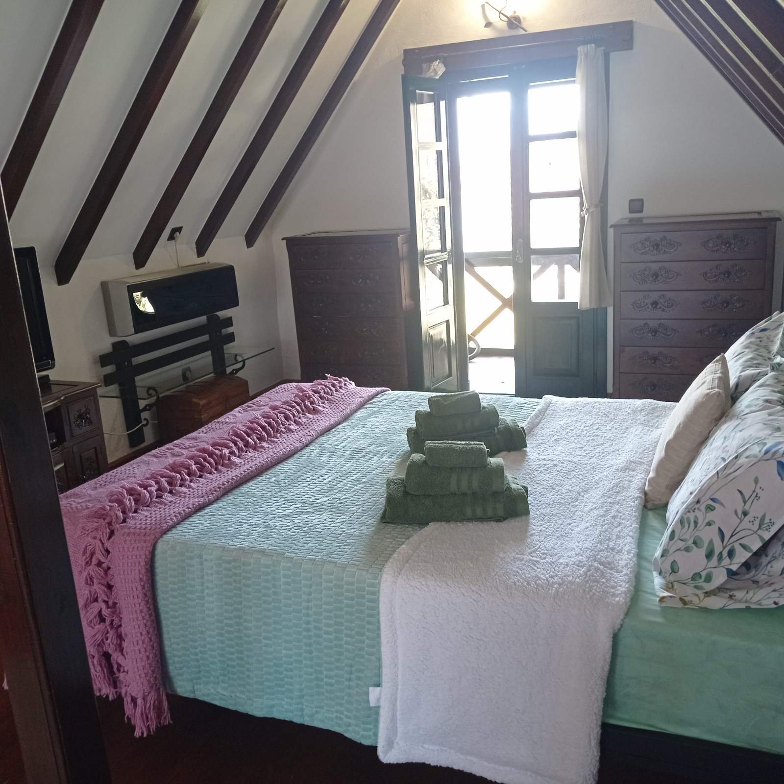 Bedroom natural lighting